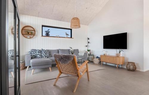 Lokken House | Beautiful Home In Løkken With Wifi