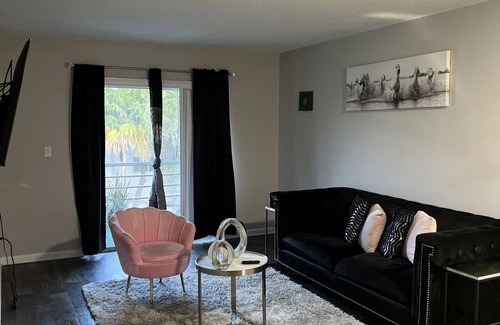 North Miami Beach Apartment | Beautiful Home in Miami, Fl!