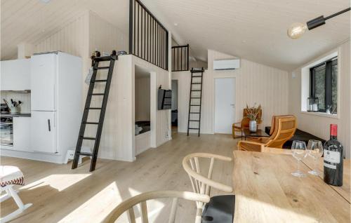 Bedegaard House | Beautiful Home In Nexø With Kitchen