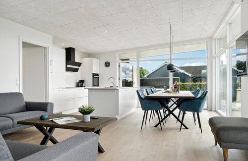Nordborg House | Beautiful home in Nordborg with WiFi