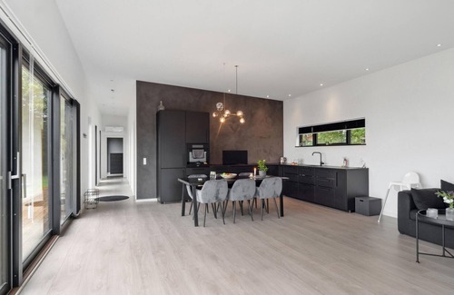 Olsted House | Beautiful home in ølsted with kitchen