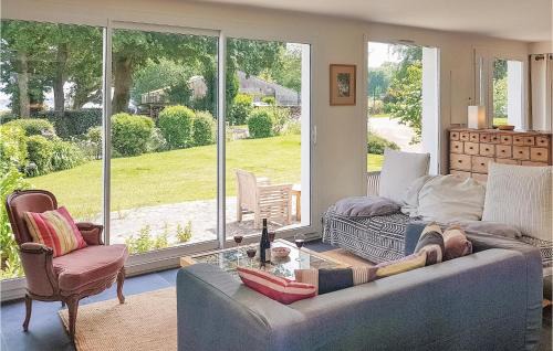 Pays Bigouden Sud House | Beautiful Home In Pont Labbé With Wifi