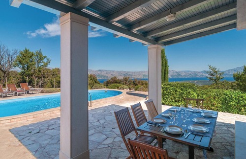 Praznica House | Beautiful home in Praznica