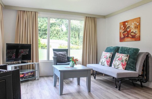 Rheezerveen House | Beautiful home in Rheezerveen with 2 Bedrooms, WiFi and Indoor swimming pool