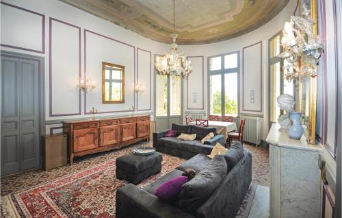 Saint-Raphael House | Beautiful Home In Saint Raphael