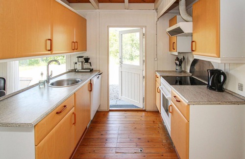 Samsø House | Beautiful home in Samsø with kitchen