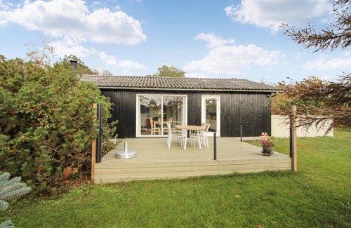 Samsø House | Beautiful home in Samsø with kitchen