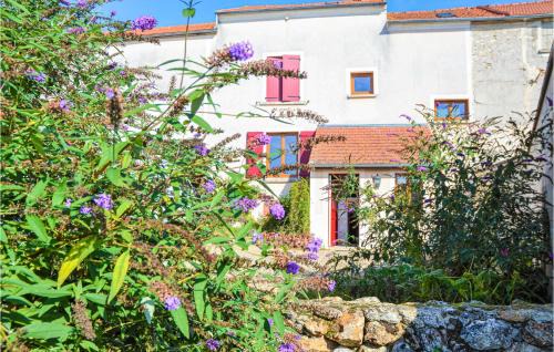 Saulchery House | Beautiful Home In Saulchery With Wifi