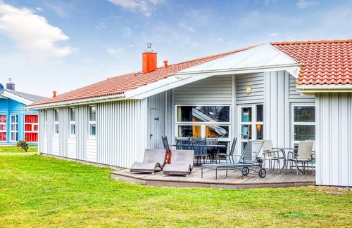 Schoenhagen House | Beautiful home in Schönhagen with sauna