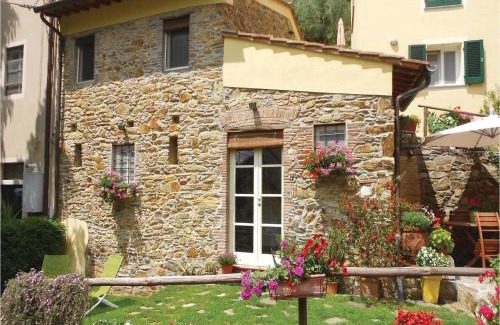 Asciano Pisano House | Beautiful Home In Sgiuliano Terme Pi