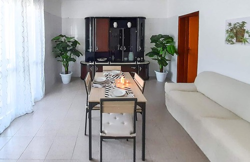 Carrozziere House | Beautiful home in Siracusa with kitchen