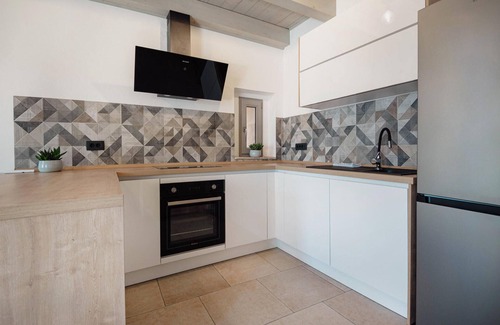 Koper House | Beautiful home in Skofije