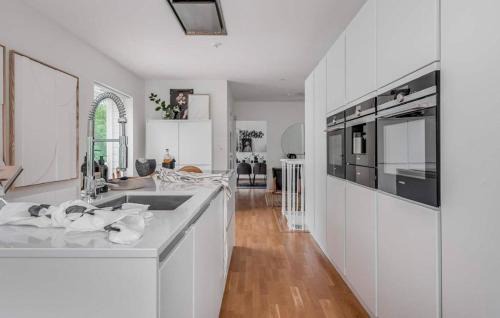 Sparsor House | Beautiful Home In Sparsör