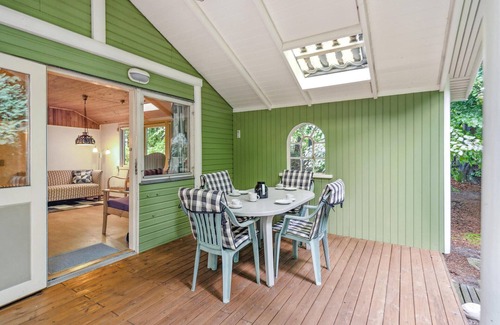 Tarm House | Beautiful home in Tarm with WiFi