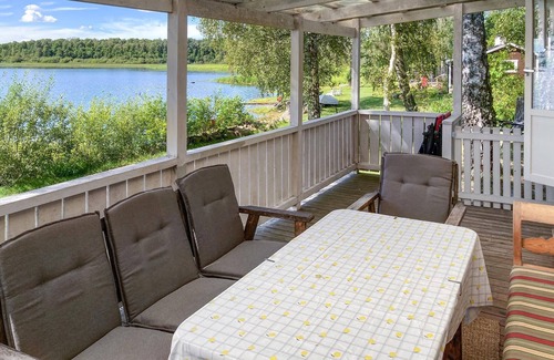 Tranas House | Beautiful home in Tranås with lake view