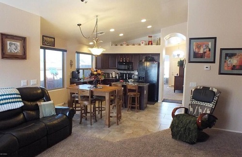 Circle Cross Ranch House | Beautiful Home In San Tan Valley HEATED Pool & Fully Tiled Backyard