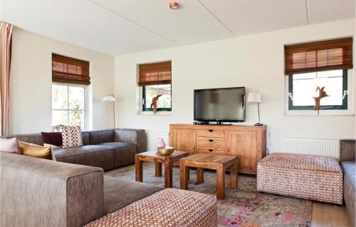 Vlagtwedde House | Beautiful Home In Vlagtwedde With Sauna