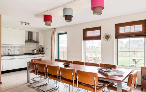 Vlagtwedde House | Beautiful Home In Vlagtwedde With Sauna