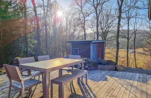 Vessigebro House | Beautiful home in Yngered with WiFi