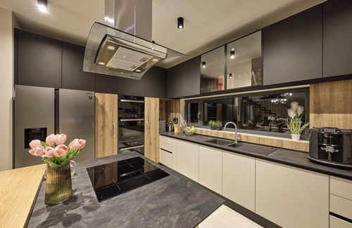 Zdrelac House | Beautiful home in Zdrelac with sauna