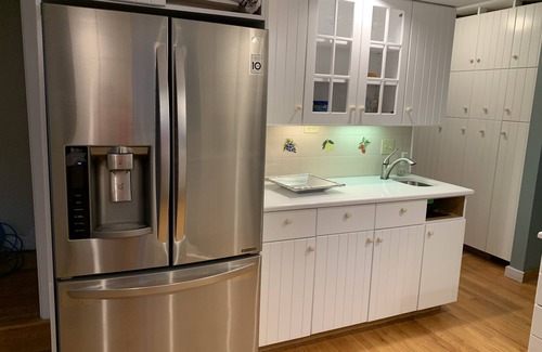 Chatham House | Beautiful home near Jacknife Beach and bike trail