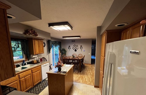 Benzonia House | Beautiful Home near ski resort, and crystal lake.