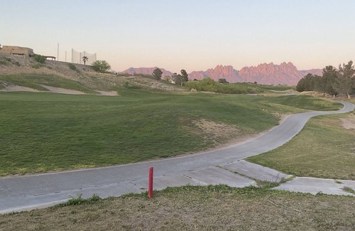 Las Cruces House | Beautiful Home Off The Golf Course