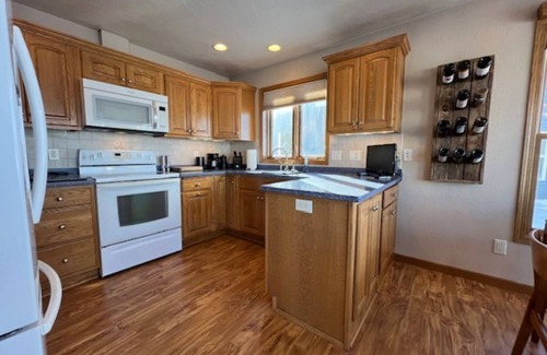 Butte Des Morts House | Beautiful home on Lake Butte des Morts for vacation or EAA Convention stay
