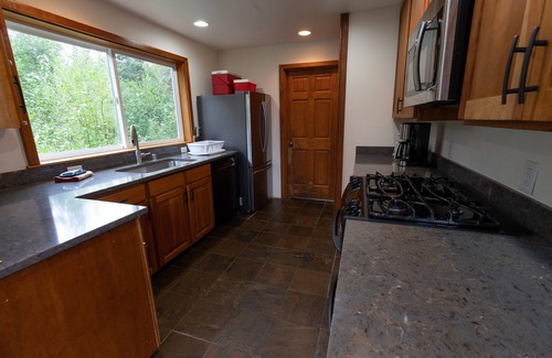 Cooper Landing House | Beautiful Home on 30 Wooded Acres with Creek