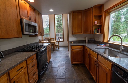 Cooper Landing House | Beautiful Home on 30 Wooded Acres with Creek