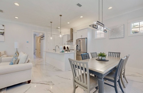 Villa Lago House | Beautiful home with community pool, golf cart & clubhouse