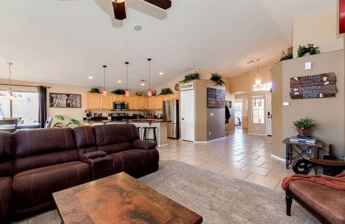 Augusta Ranch House | Beautiful Home with Private- Resort-like Swimming Pool & Spa in Augusta Ranch
