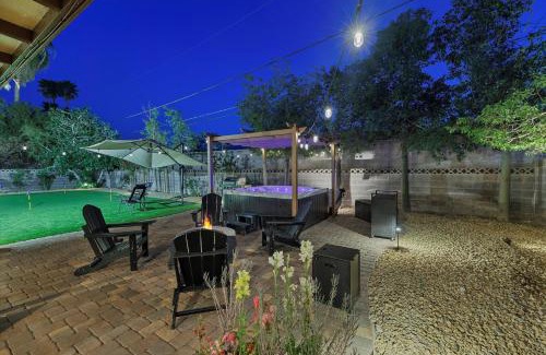 Paradise House | Beautiful home with spa and golf