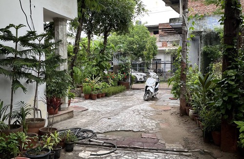 Taj Ganj Bed & Breakfast | Beautiful homestay-5 minutes away from the Taj Mahal!