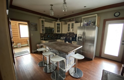 Hunter House | Beautiful House 1 Mile From Hunter Mountain