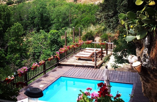 Algarinejo Cottage | Beautiful house Andalusia´s center, 3 BD, 2 BR, Jacuzzi and Pool, waterfalls.