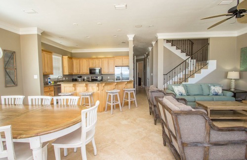 Gulf Shores House | Beautiful House Directly On The Beach! Private house with fantastic views.