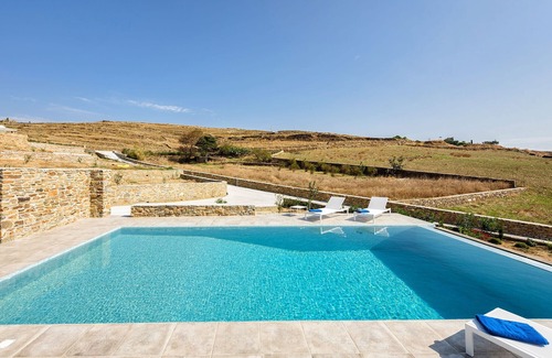 Paros Villa | Beautiful house for 8 people near the beach of Golden Beach with beautiful sea views