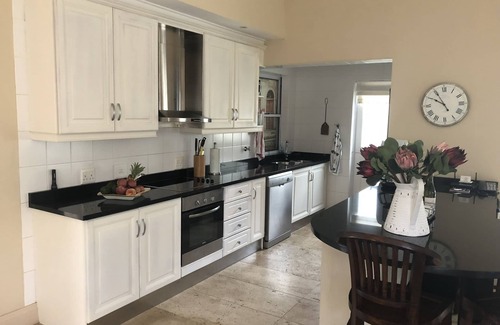 Somerset West House | Beautiful house in the exclusive Erinvale Golf Estate with stunning views, Somerset West