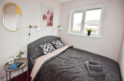 Clydebank Apartment | Beautiful house in Clydebank