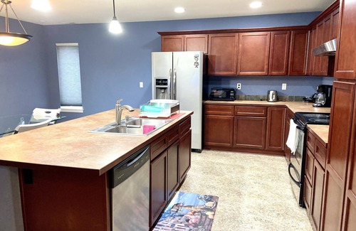 Alderwood Manor House | Beautiful House in Lynnwood, Near Light Rail