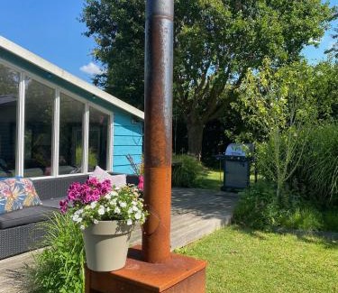 Aalsmeer House | Beautiful house on an island near Amsterdam