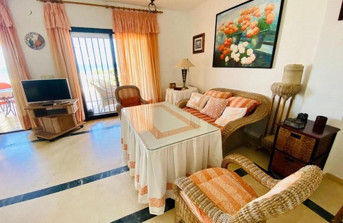 Calahonda House | Beautiful house on the beachfront in Costa tropical