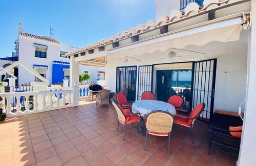Calahonda House | Beautiful house on the beachfront in Costa tropical