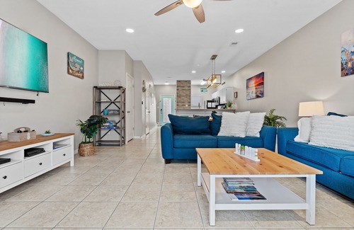 Miramar Beach House | Beautiful House steps to Pool Access, Central Location 5 minute walk to Beach!