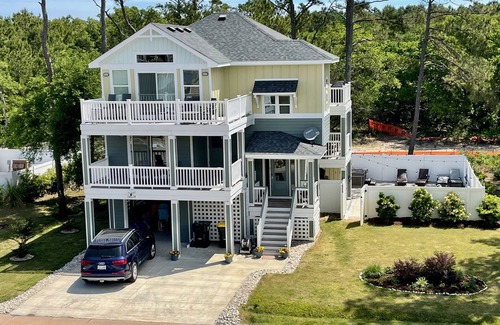 Corolla House | Beautiful house, sound view, minutes to beach, NO CLEAN FEE, Free Horse Passes