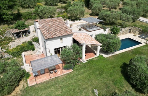 Lurs House | Beautiful house surrounded by nature with swimming pool