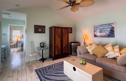 Flamingo Parks House | Beautiful house, with Cabana & private pool.