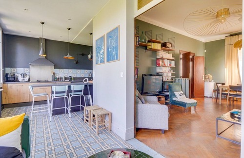 Grand Parc-Paul Doumer House | Beautiful house with pool and garden