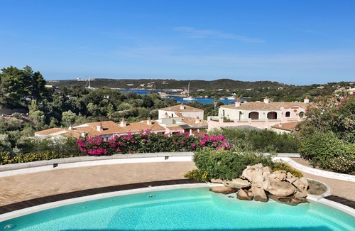 Liscia di Vacca Apartment | Beautiful Il Giardino degli Oleandri 1 Bedroom sleep 4, plus extra child